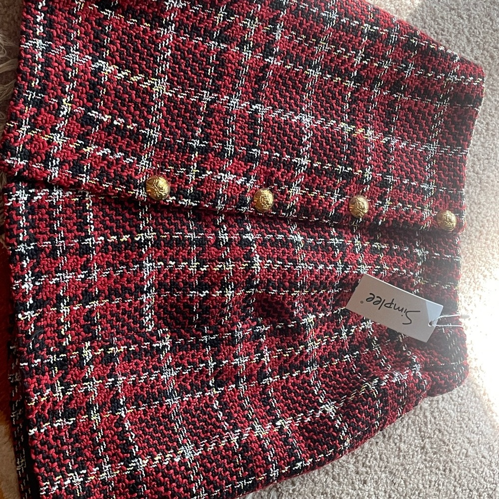 New Skirt 100 % Polyester for Fall or Winter - Picture 3 of 3